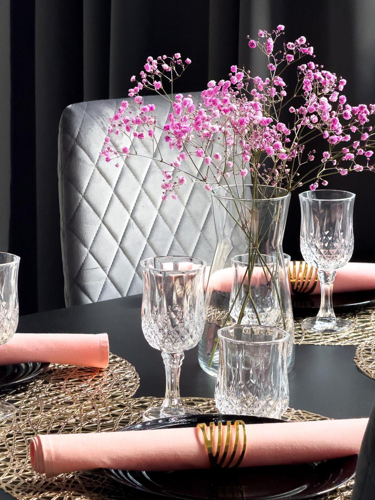 Stylish In The Center By Renters Apartament
