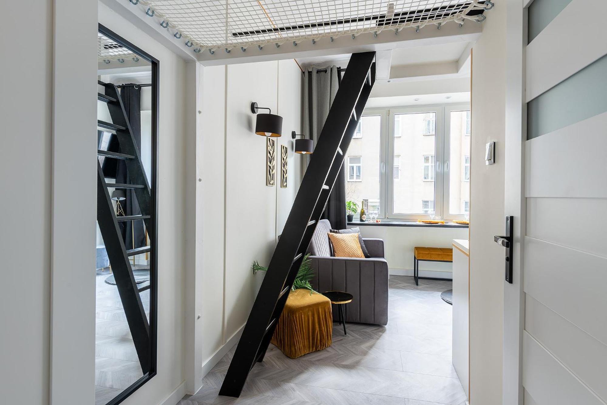 Stylish In The Center By Renters Warszawa